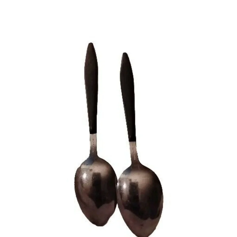 Stainless‎ Spoons Wood Handle, Center Ridge, Japan Pattern: UNF1576 Lot of 2